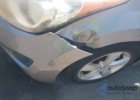 2011 Hyundai Elantra Gls (Ulsan Plant) z USA, uszkodzony, nr VIN KMHDH4AE6BU082805